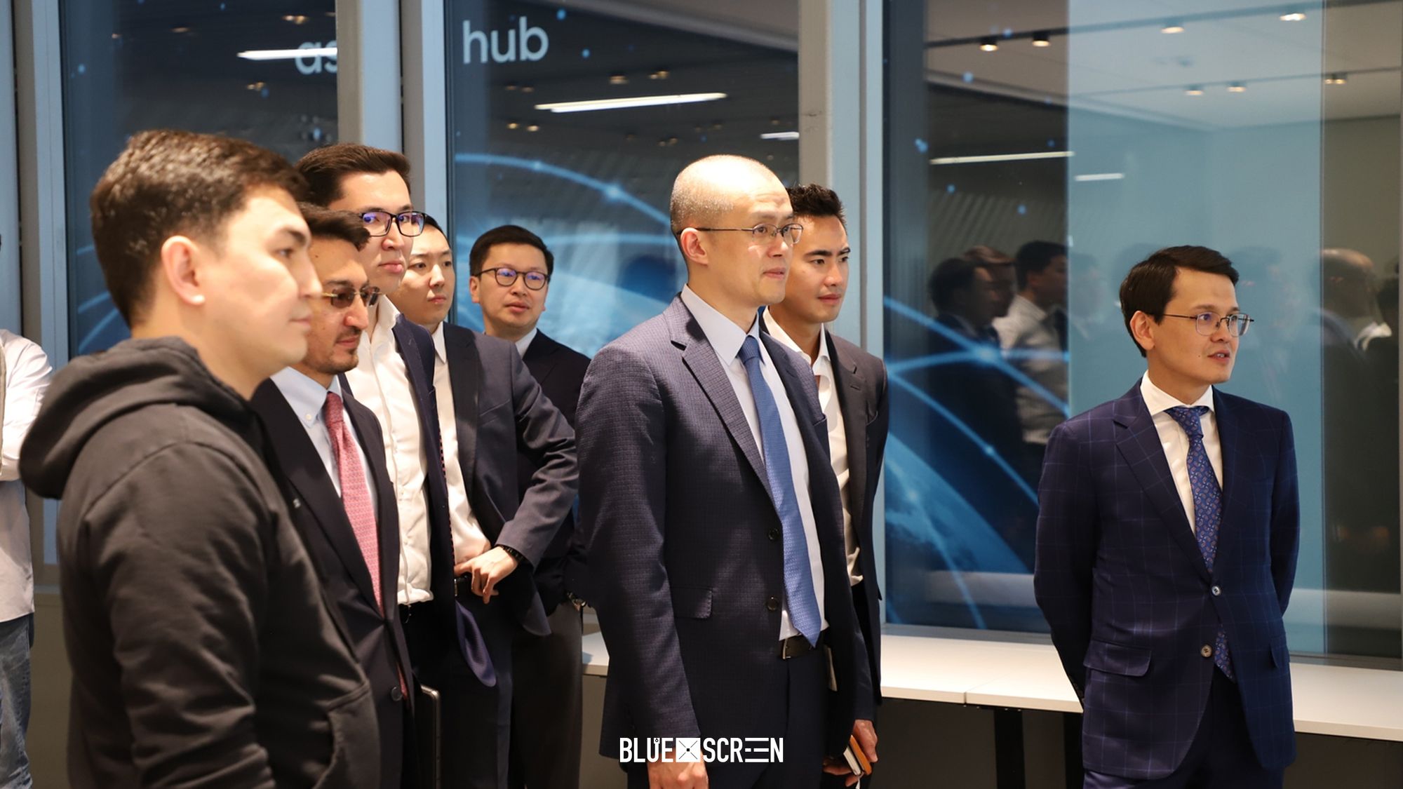  Чанпэн Чжао посетил Международный технопарк IT-стартапов Astana Hub.
