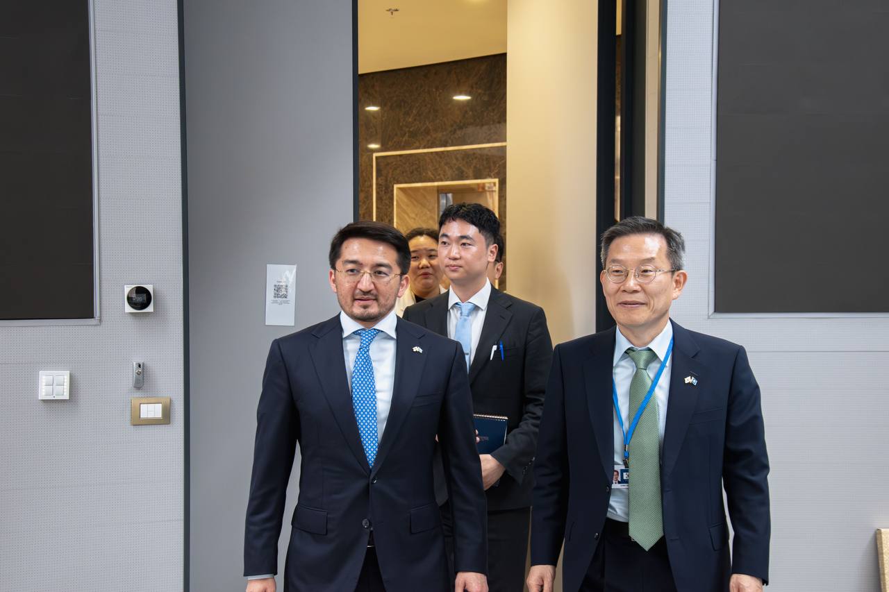 Казахстан и Южная Корея будут сотрудничать по вопросам развития электронного правительства, IT-сферы и использования ИИ