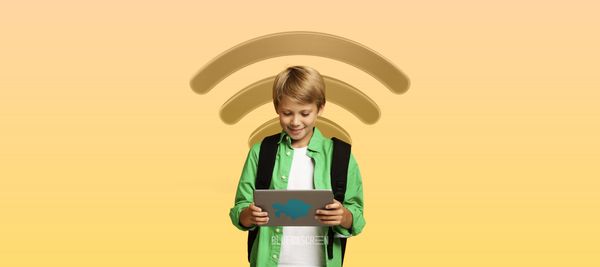 МЦРИАП: школьников обеспечат Wi-Fi и отечественными планшетами