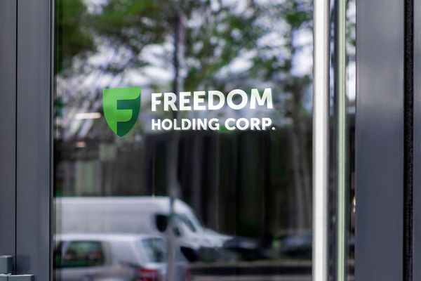 Freedom Holding Corp. ускорился: $1,7 млрд выручки и ставка на цифровую инфраструктуру Казахстана